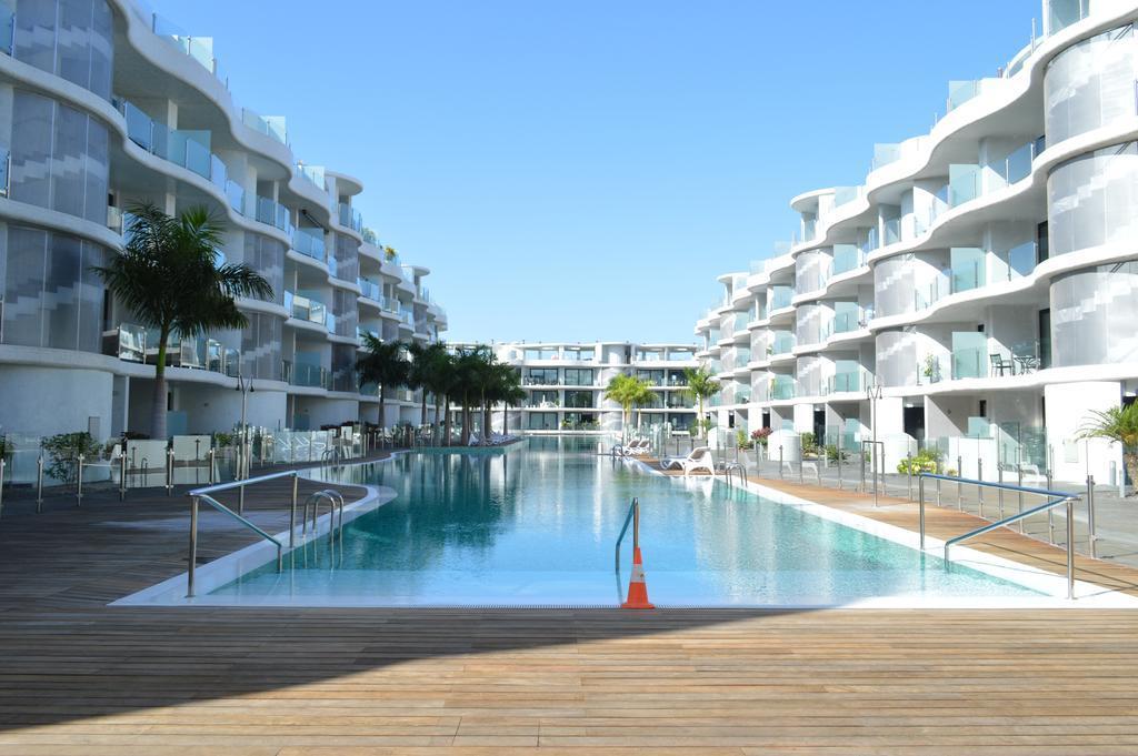 Las Olas Apartment Arona  Exterior photo
